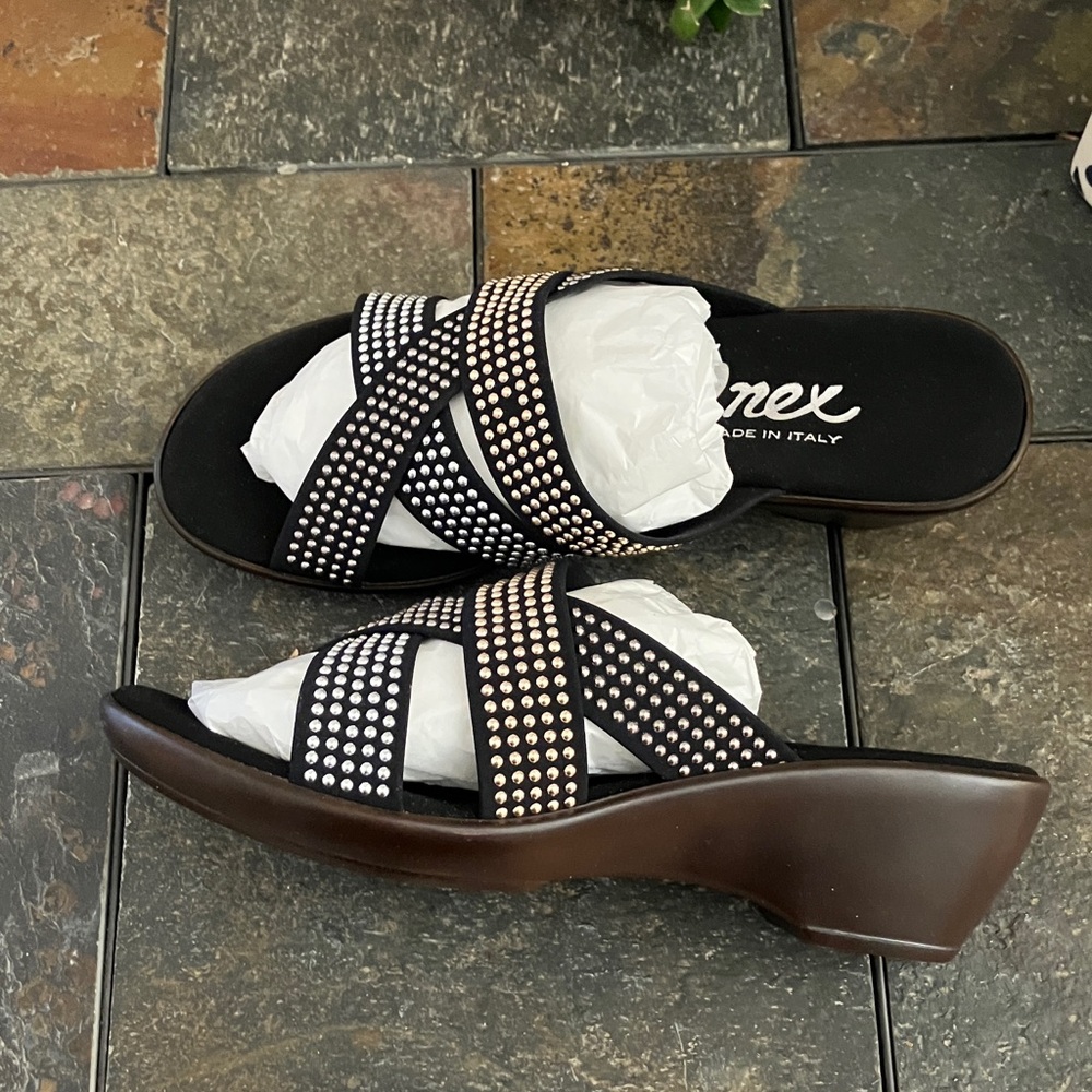 Onex Black Studded Crossband Wedge Slide Mules style Prelude size 7‎